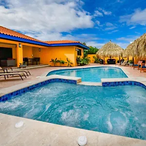 https://villa-moana.comcaribbean.com