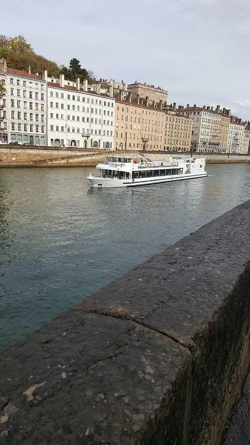 Le Saint-Georges Apartment Lyon